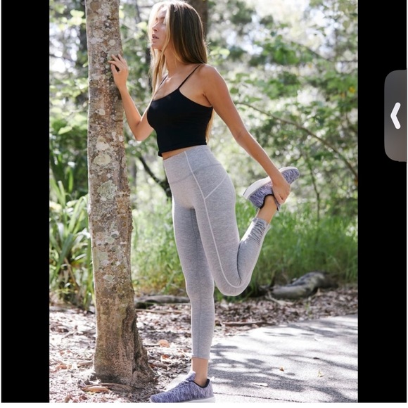 NWOT - You’re A Peach Legging Heather Grey XS